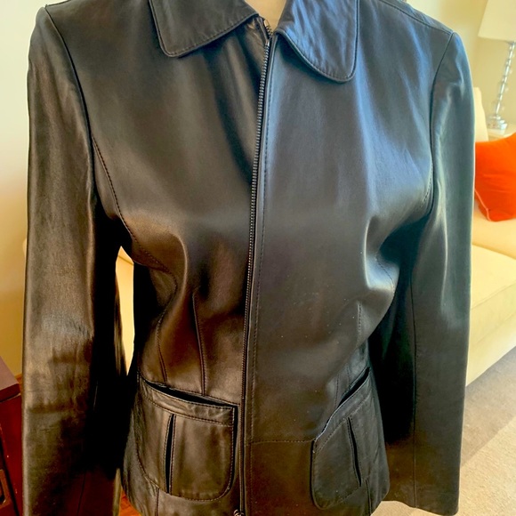 EUC Ann Taylor Black Leather Blazer Sz Medium - Picture 2 of 10